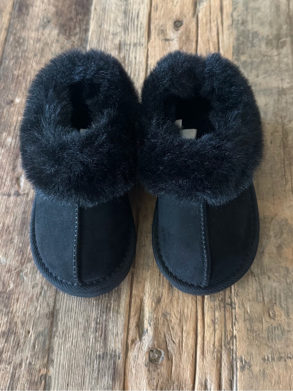 Toddler Piper Faux Fur Cuff Scuff Slippers - Cat & Jack™ Jet Black 7